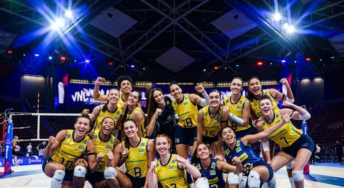 欧洲冠军联赛半决赛惊险继续，四强纷纷斗志昂扬