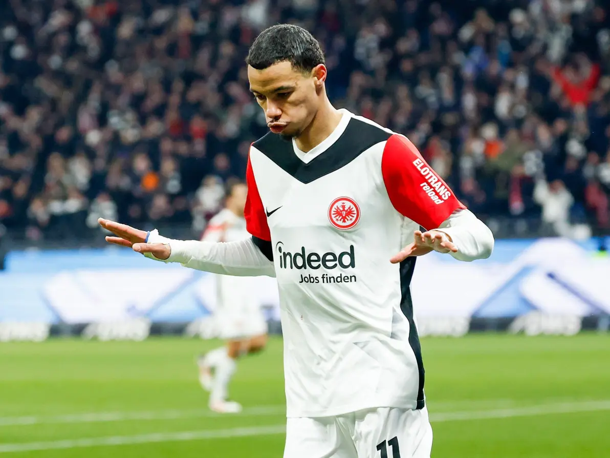 法国队全员状态火热，锋线组合狂砍进球晋级